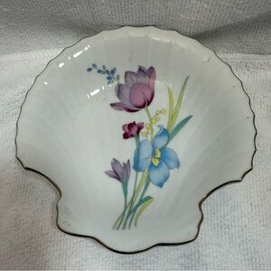 Porcelain Jewelry Dish, Vintage Shell Shaped Floral Design, Gold Trim